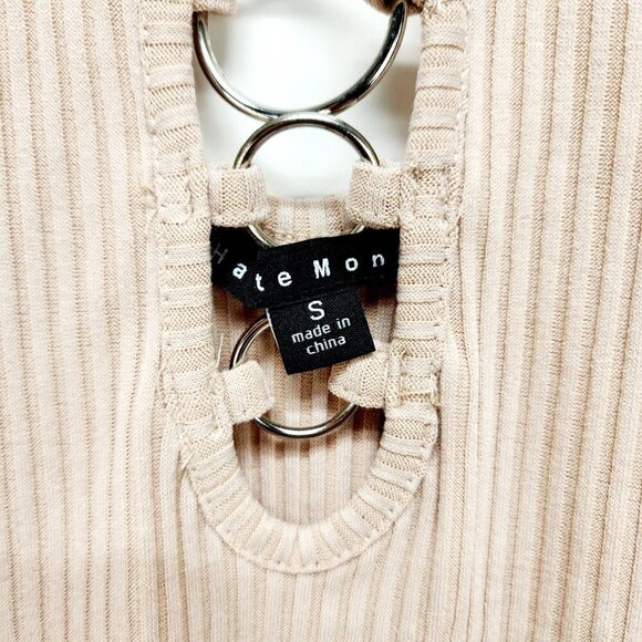 Ribbed Pink Sleeveless Bodysuit With Silver Rings Detail Size S - Picture 3 of 9